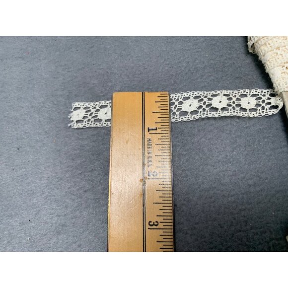 Vintage White Lace Trim 5/8" wide 26 Yards By The American Fabrics Company - Picture 3 of 7